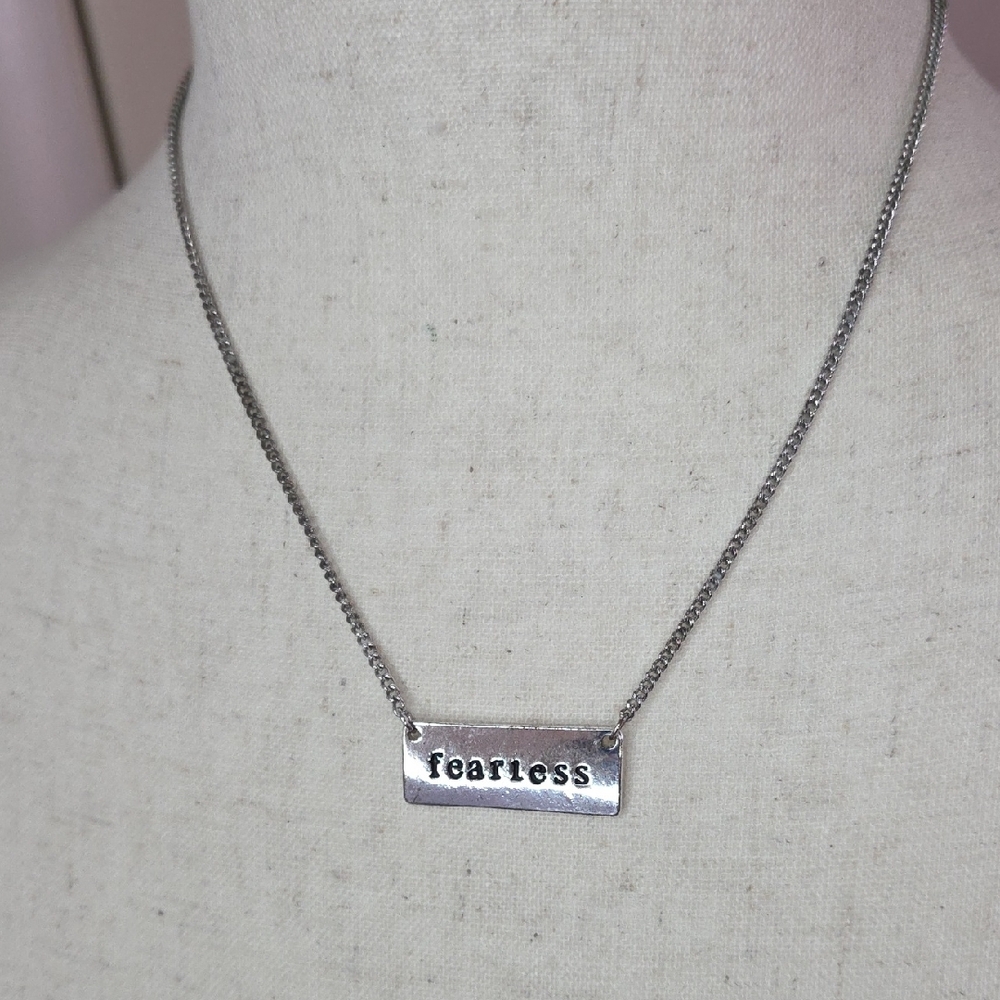 Fearless Pendant Necklace Rue 21 2010s Fashion Jewelry Good Used Condition
